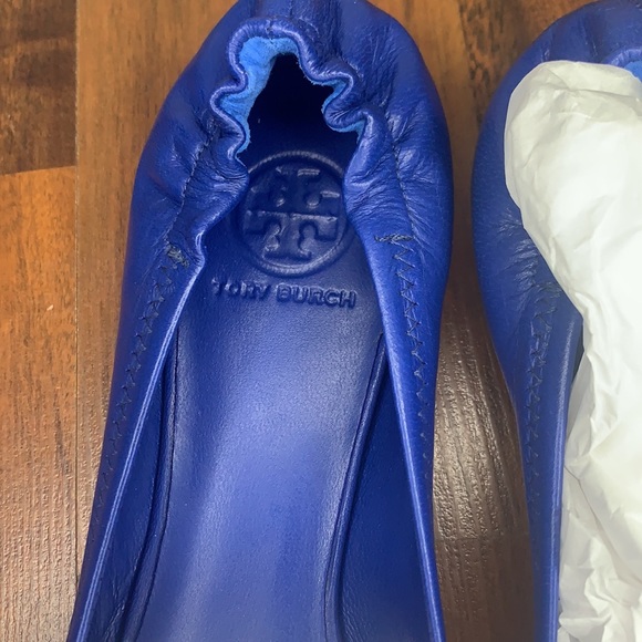 Tory Burch Reva Mestico Blue Nile and Gold Ballet Flats - Picture 8 of 10